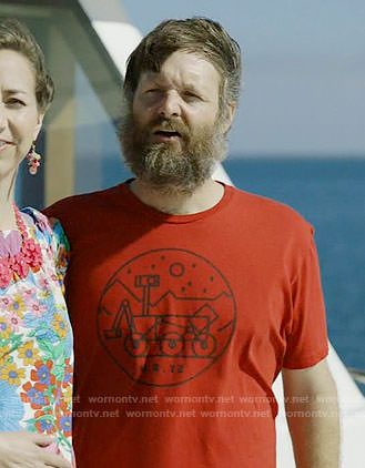 Tandy’s Mars Rover graphic tee on Last Man on Earth