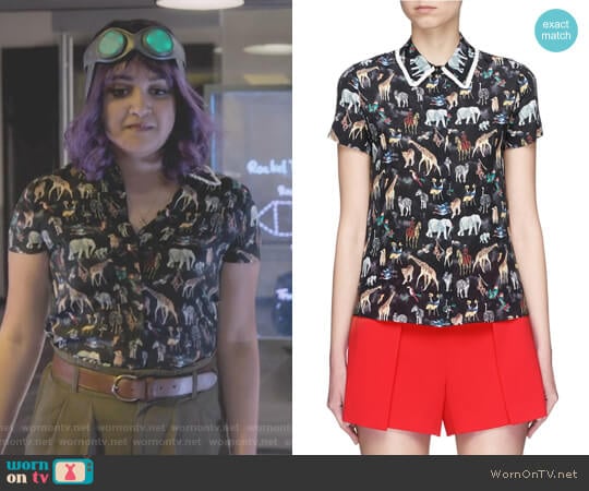 Alice + Olivia Willa Ruffle Collar Animal Print Silk Top worn by Gert Yorkes (Ariela Barer) on Marvels Runaways