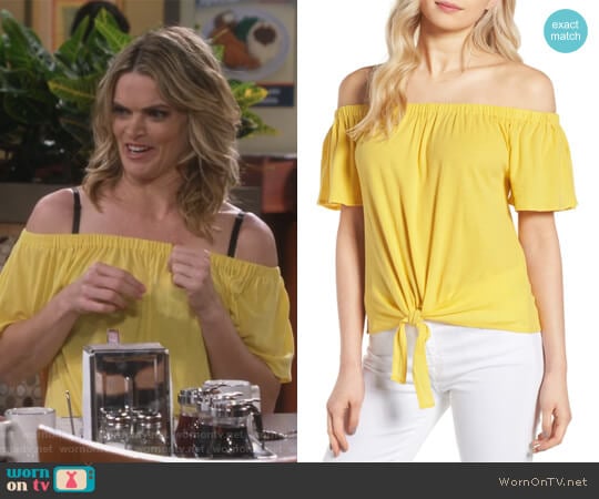 Cupcakes and Cashmere Kathie Off the Shoulder Top worn by Natasha (Missi Pyle) on Mom