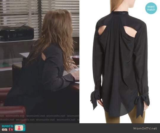 Rag & Bone Dylan Shirt worn by Vanessa Cellucci (Leah Remini) on Kevin Can Wait
