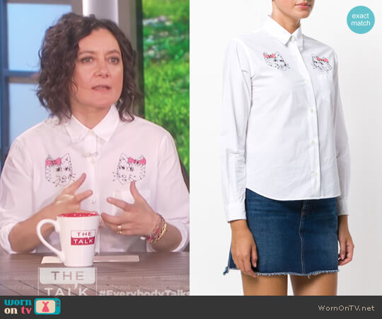 Jimi Roos Gattini embroidered shirt worn by Sara Gilbert on The Talk