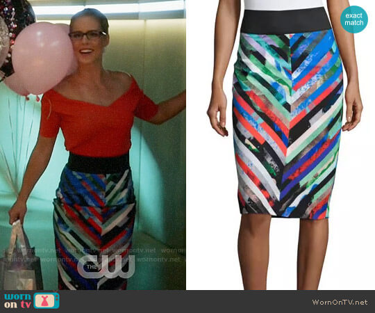 Milly Mirage Striped Midi Skirt worn by Felicity Smoak (Emily Bett Rickards) on The Flash