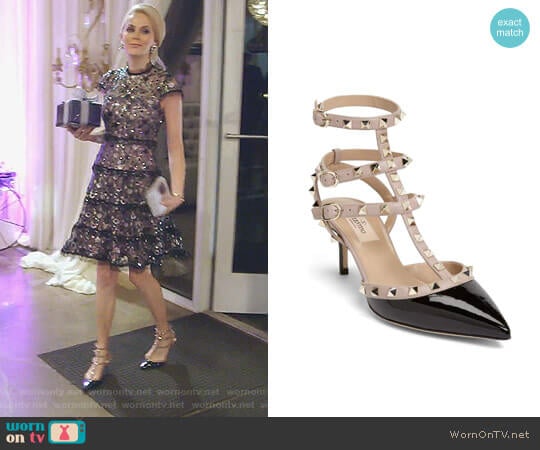 Valentino Rockstud Pointy Toe Pump worn by Kameron Westcott on The Real Housewives of Dallas