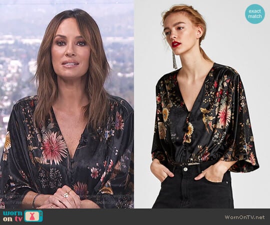 Zara Floral Velvet Bodysuit worn by Catt Sadler on E! News