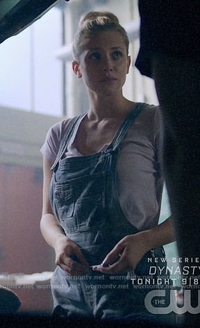 Betty’s denim overalls on Riverdale