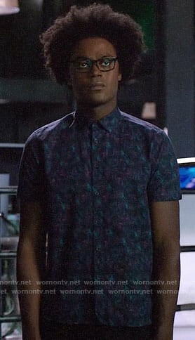 Curtis’s purple printed shirt on Arrow