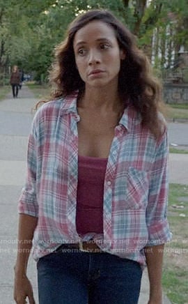 Jacinda’s pink and blue plaid shirt on Once Upon a Time