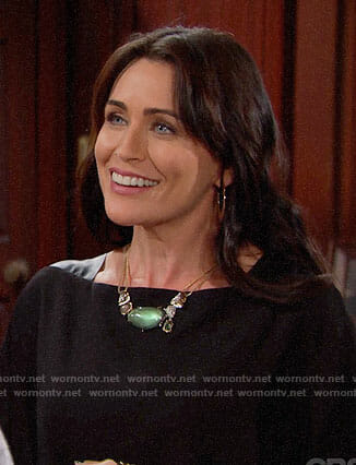 Quinn’s green sparkly necklace on The Bold and the Beautiful