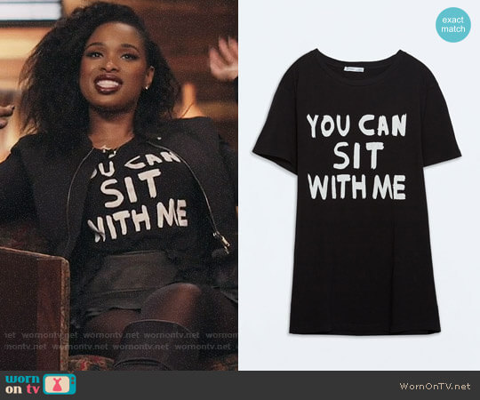 Zara Text T-shirt worn by Jennifer Hudson on The Voice