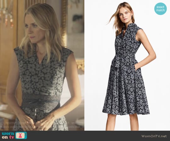 Brooks Brothers Floral-Print Glen Plaid Dress worn by Janet Stein (Ever Carradine) on Marvels Runaways