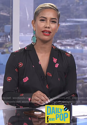 Sibley’s black lip print jumpsuit on E! News Daily Pop
