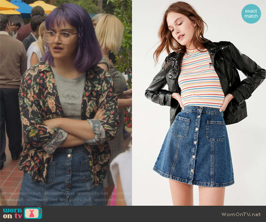 BDG Denim Button-Front Skirt worn by Gert Yorkes (Ariela Barer) on Marvels Runaways