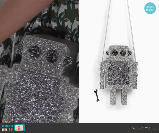 Zara Robot Handbag worn by Molly Hernandez (Allegra Acosta) on Marvels Runaways