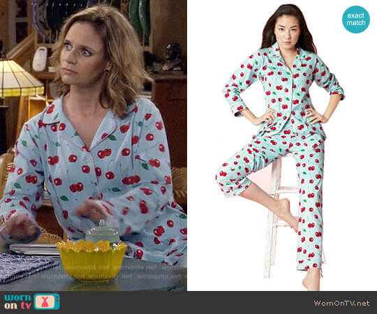Bedhead Pajamas Cherry Hearts Stretch Classic PJ Set worn by Kimmy Gibbler (Andrea Barber) on Fuller House
