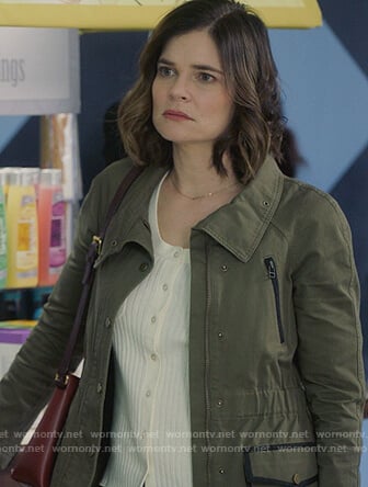 Heather’s white ribbed top and green jacket on Life in Pieces