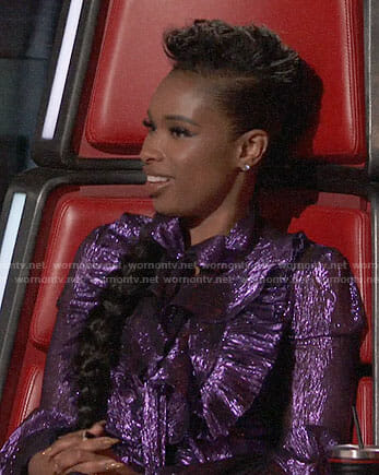 Jennifer Hudson’s purple ruffled gown on The Voice