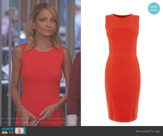 Karen Millen Textured Knit Pencil Dress worn by Portia Scott-Griffith (Nicole Richie) on Great News