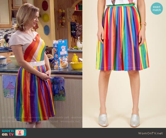 Modcloth Aspiration Creation A-Line Skirt in Vibrant worn by Kimmy Gibbler (Andrea Barber) on Fuller House
