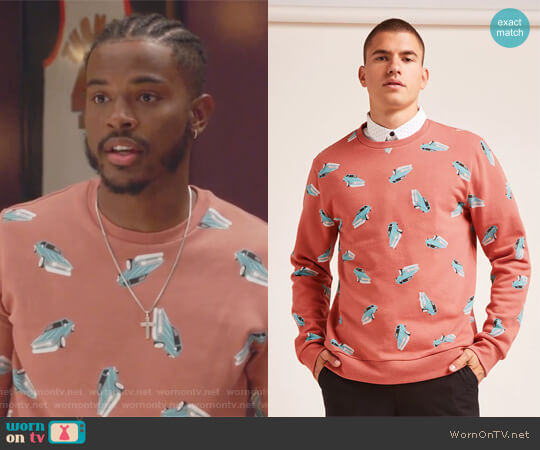 Forever 21 Car Print Sweatshirt worn by Aaron Jackson (Trevor Jackson) on Grown-ish