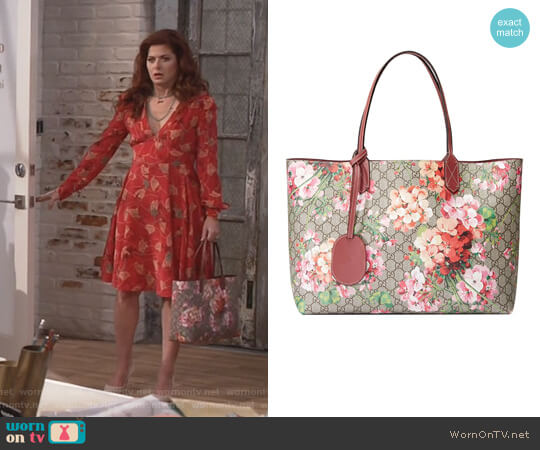Gucci Medium GG Blooms Reversible Canvas & Leather Tote worn by Grace Adler (Debra Messing) on Will and Grace