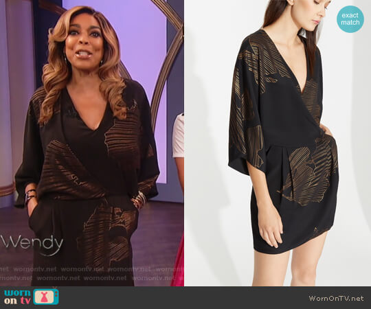 Halston Heritage Lurex Printed Kimono Dress worn by Wendy Williams on The Wendy Williams Show
