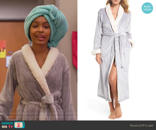 Natori Plush Velour Robe worn by Zoey Johnson (Yara Shahidi) on Grown-ish