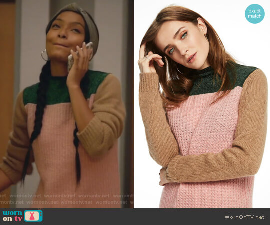 Scotch & Soda Knitted Colour Block Sweater worn by Zoey Johnson (Yara Shahidi) on Grown-ish