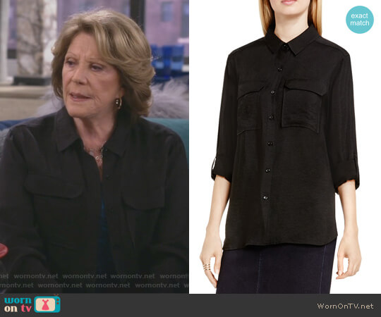 Two by Vince Camuto Roll Sleeve Utility Shirt worn by Judy Roberts (Linda Lavin) on 9JKL