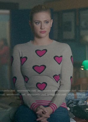 Betty’s heart print sweater on Riverdale