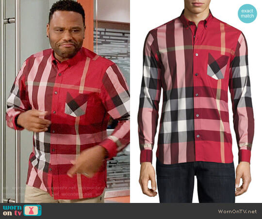 Burberry Thornaby Shirt in Red worn by Andre Johnson (Anthony Anderson) on Black-ish