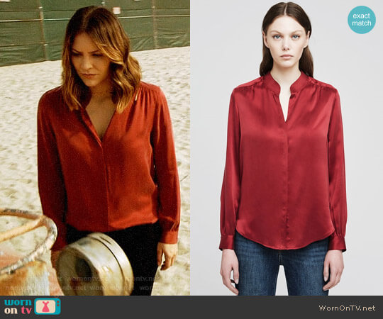 LAgence Bianca Blouse in Rhubarb worn by Paige Dineen (Katharine McPhee) on Scorpion