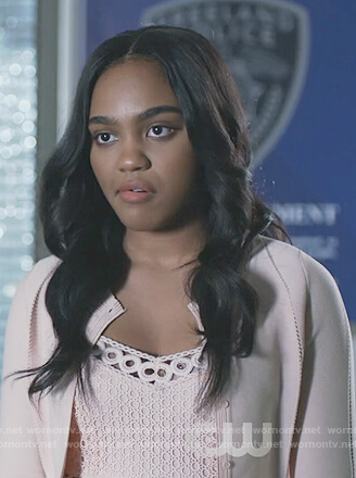 Jennifer’s pink eyelet dress on Black Lightning