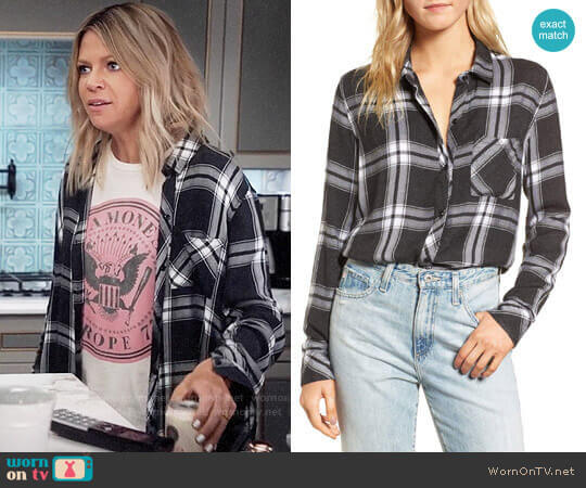 Rails Hunter Shirt worn by Mackenzie Murphy (Kaitlin Olson) on The Mick