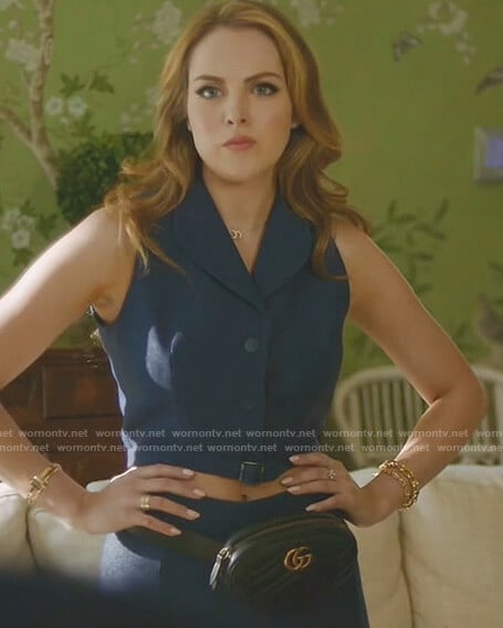 Fallon’s black gg logo waist bag on Dynasty