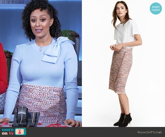 H&M Knee-length Skirt worn by Tamera Mowry on The Real
