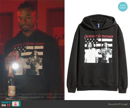 H&M Printed Hooded Sweatshirt worn by Aaron Jackson (Trevor Jackson) on Grown-ish