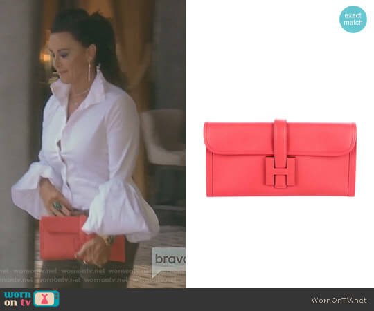 Hermes Jige Clutch Bag worn by Kyle Richards on The Real Housewives of Beverly Hills