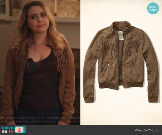 Hollister Tan Faux Suede Fringe Moto Bomber worn by Annie Marks (Mae Whitman) on Good Girls