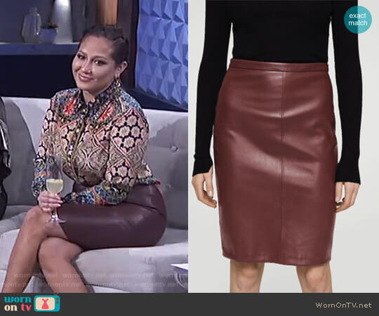 Mango Opening Pencil Skirt worn by Adrienne Houghton on The Real