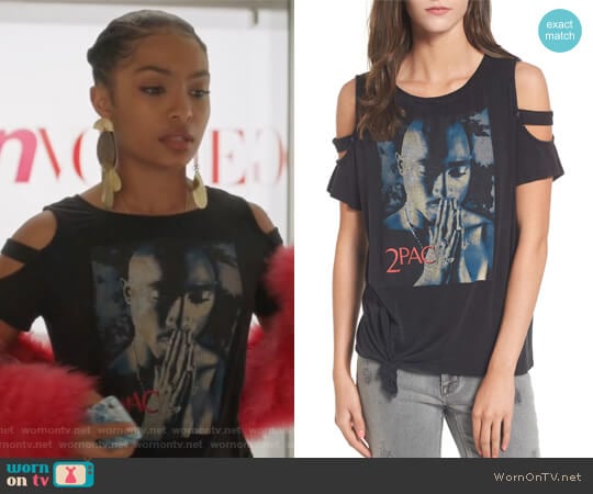 Mimi Chica Tupac Tee worn by Zoey Johnson (Yara Shahidi) on Grown-ish