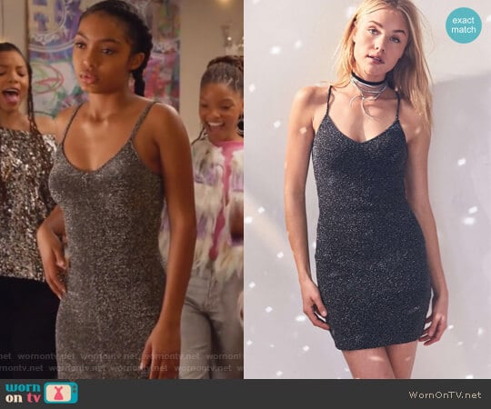 Silence + Noise Bandeau Back Bodycon Shimmer Dress worn by Zoey Johnson (Yara Shahidi) on Grown-ish