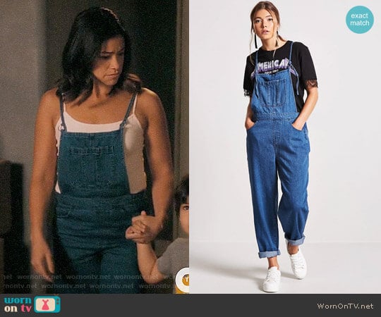 Forever 21 Denim Cami Overalls worn by Jane Villanueva (Gina Rodriguez) on Jane the Virgin