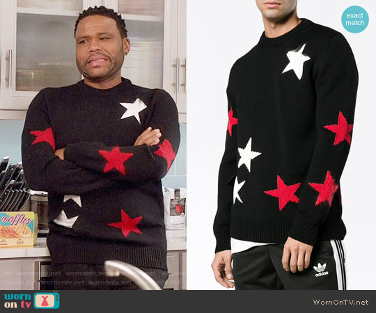 Givenchy Cutout Star Sweater worn by Andre Johnson (Anthony Anderson) on Black-ish