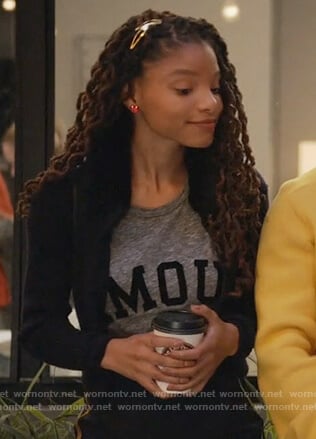 Skylar’s gray amour print t-shirt on Grown-ish