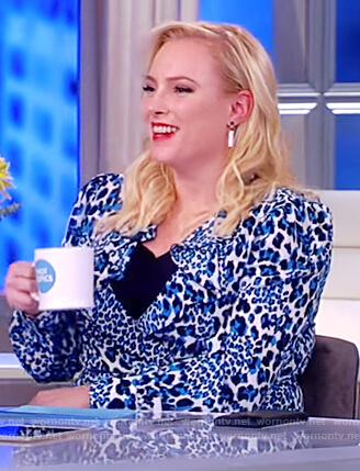 Meghan’s blue leopard print dress on The View