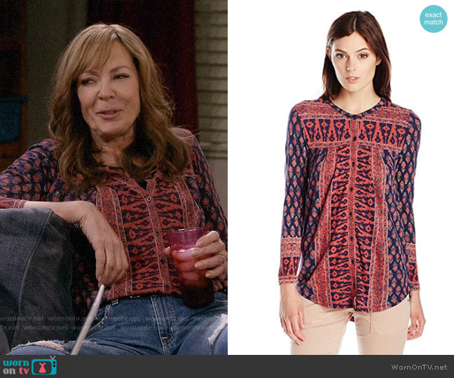 Lucky Brand Woodblock Top in Navy Multi worn by Bonnie Plunkett (Allison Janney) on Mom