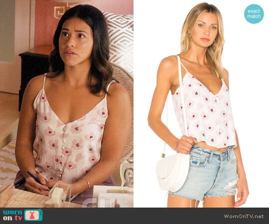 Rails Aubry Cami in Pink Poppies worn by Jane Villanueva (Gina Rodriguez) on Jane the Virgin