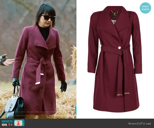 Ted Baker Aurore Coat worn by Quinn King (Constance Zimmer) on UnReal