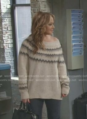 Vanessa’s beige chevron sweater on Kevin Can Wait
