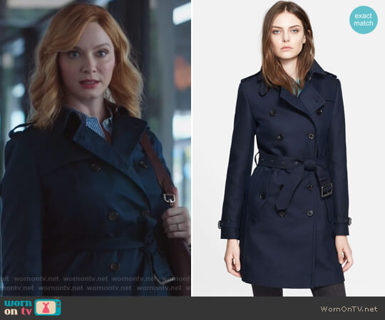 Burberry Bramington Cotton Blend Trench Coat worn by Beth Boland (Christina Hendricks) on Good Girls